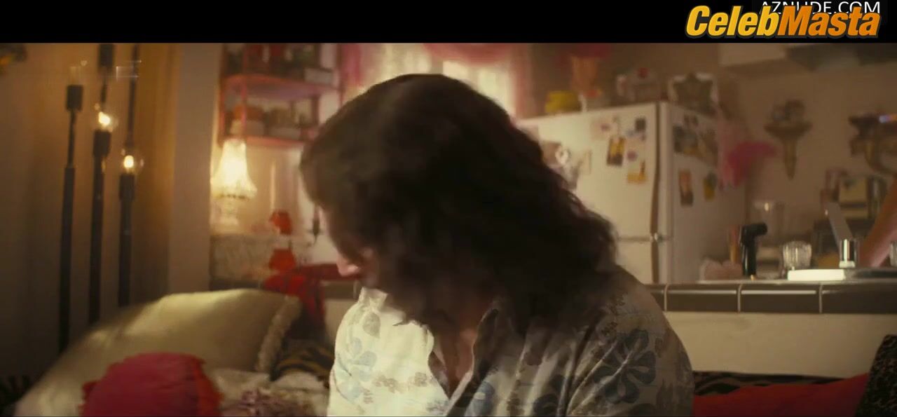 Emmy Rossum ’s Ass, Tits Scene In Angelyne - Photo 2 of 5 photo 3
