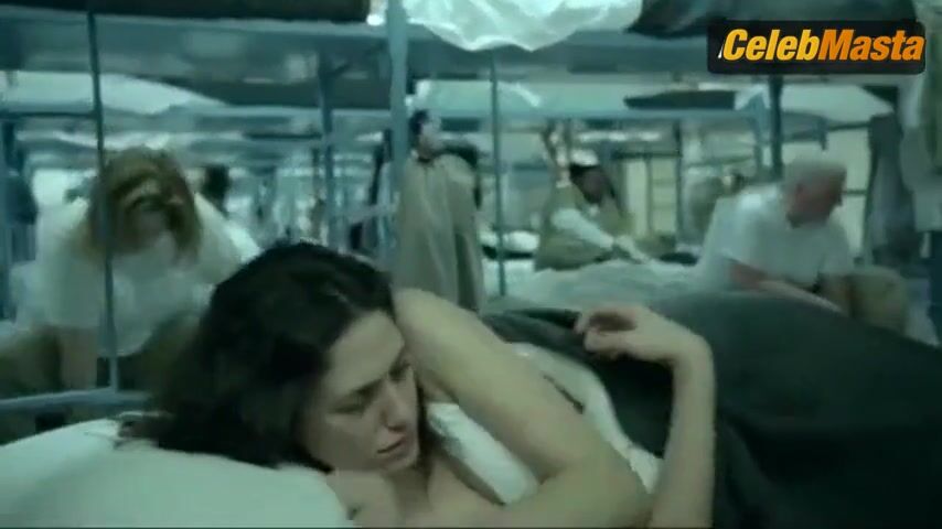 Emmy Rossum Lingerie Scene In Shameless - Photo 1 of 5 photo 3