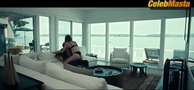 Jessica Biel Thong, Underwear Scene From The Better Sister - Photo 1 of 5 photo 2