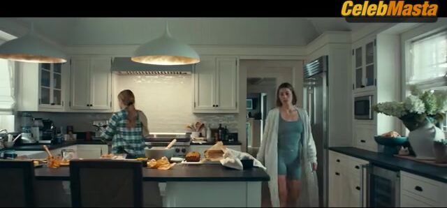 Jessica Biel ’s Sexy Scene From The Better Sister - Photo 2 of 5 photo 3