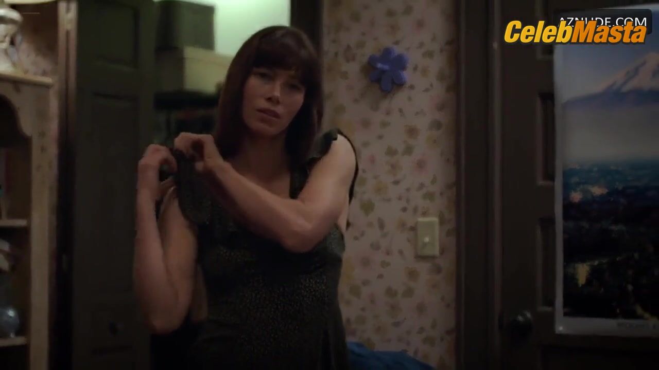 Jessica Biel Lesbian, Booty Scene In The Sinner - Photo 1 of 5 photo 2
