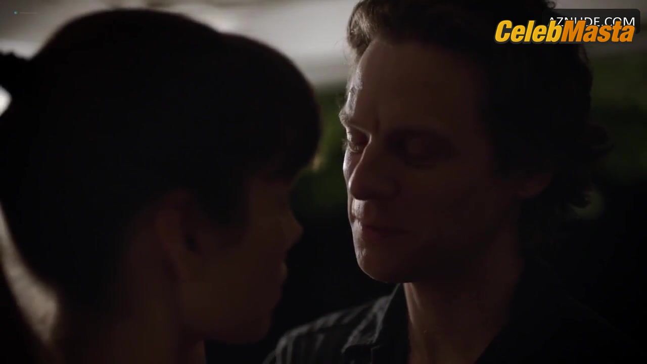 Jessica Biel Lesbian, Booty Scene In The Sinner - Photo 1 of 5 photo 4