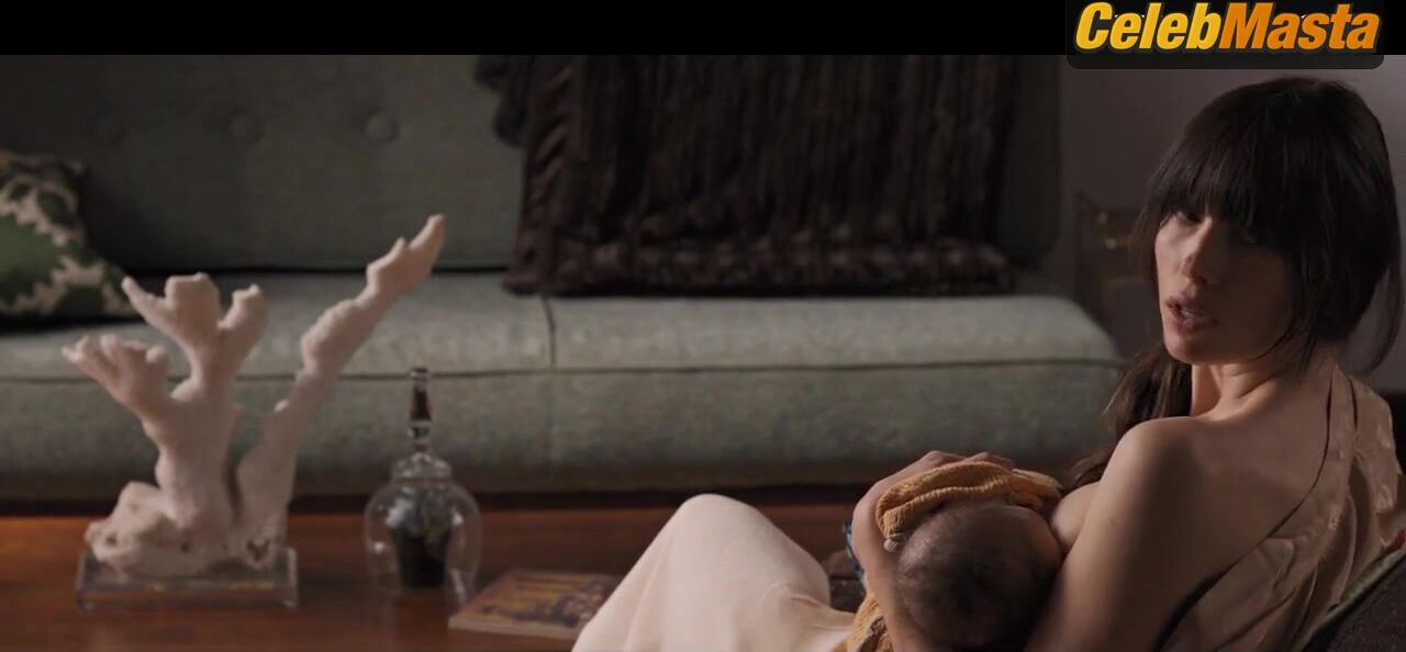 Jessica Biel Sexy Scene From The Truth About Emanuel - Photo 1 of 5 photo 5