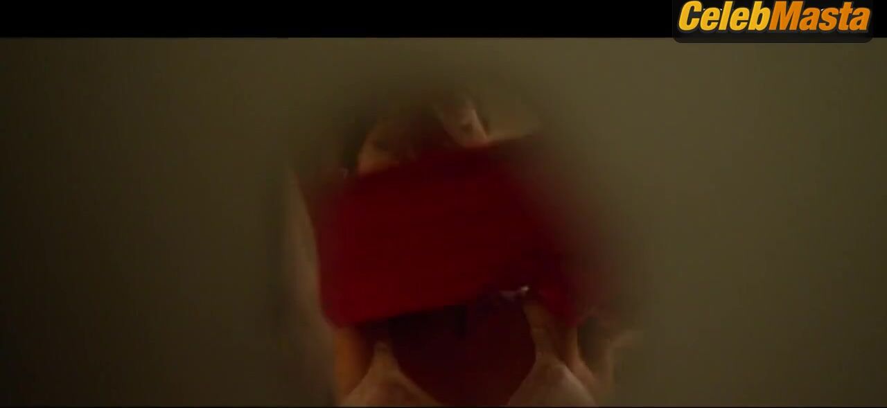 Jessica Biel ’s Sexy Scene From Hitchcock - Photo 3 of 5