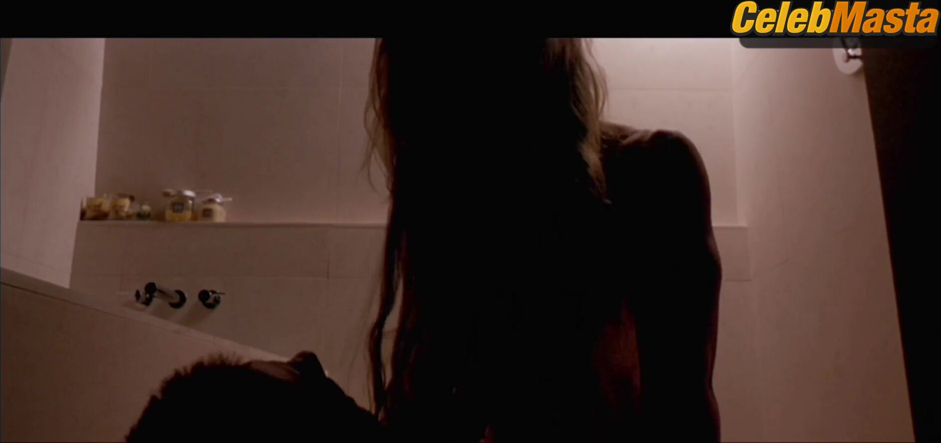Jessica Biel ’s Sexy Scene From London - Photo 1 of 5 photo 5