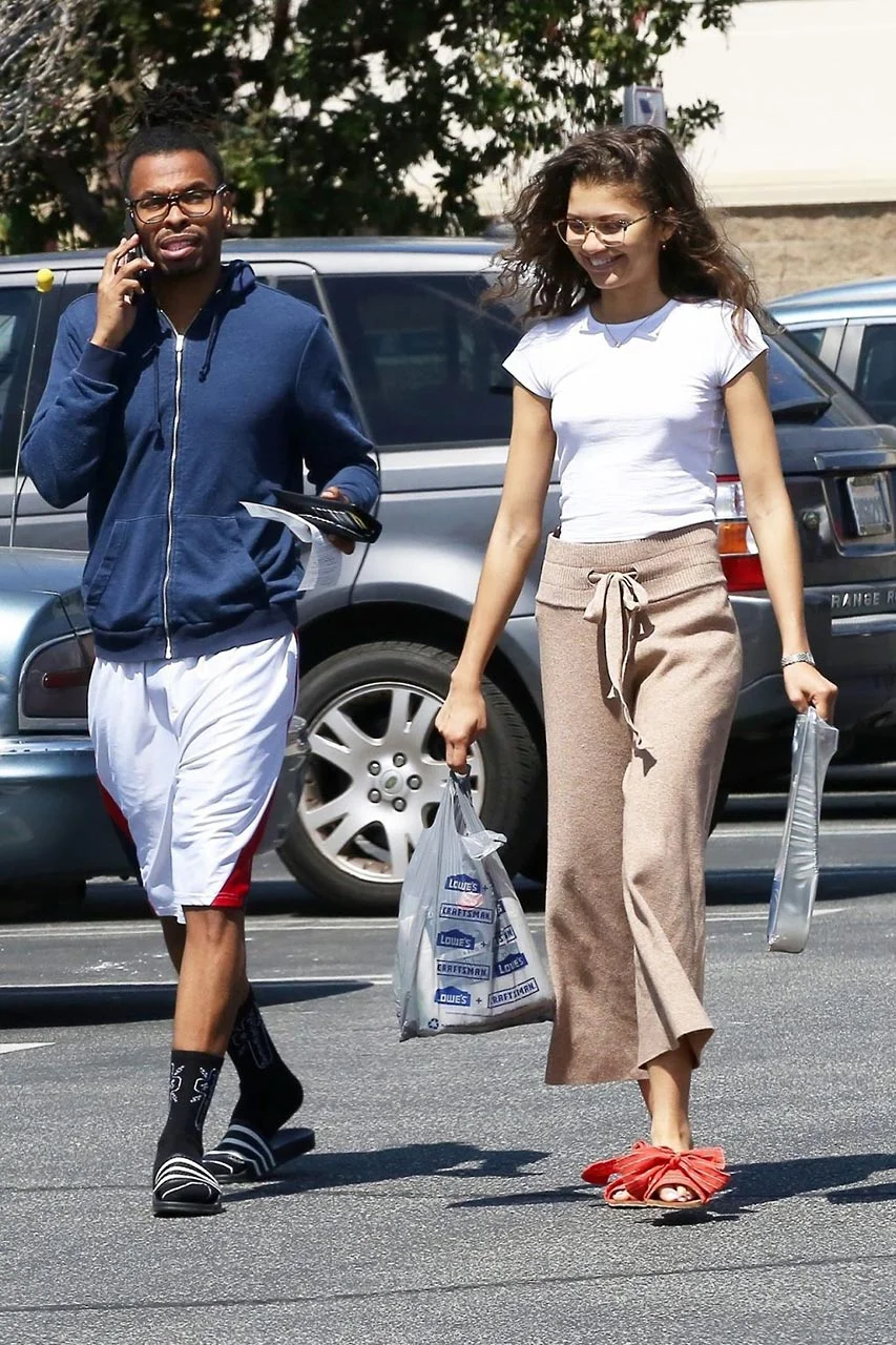 Zendaya Nude Scene Photos Gallery photo 3
