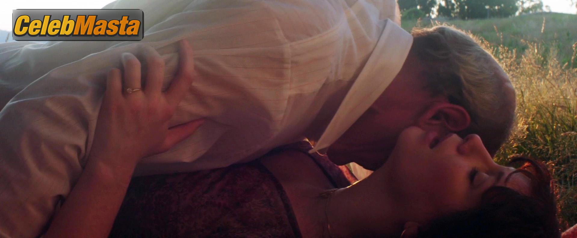 Christina Hendricks Scene Photos Gallery from God’s Pocket photo 2
