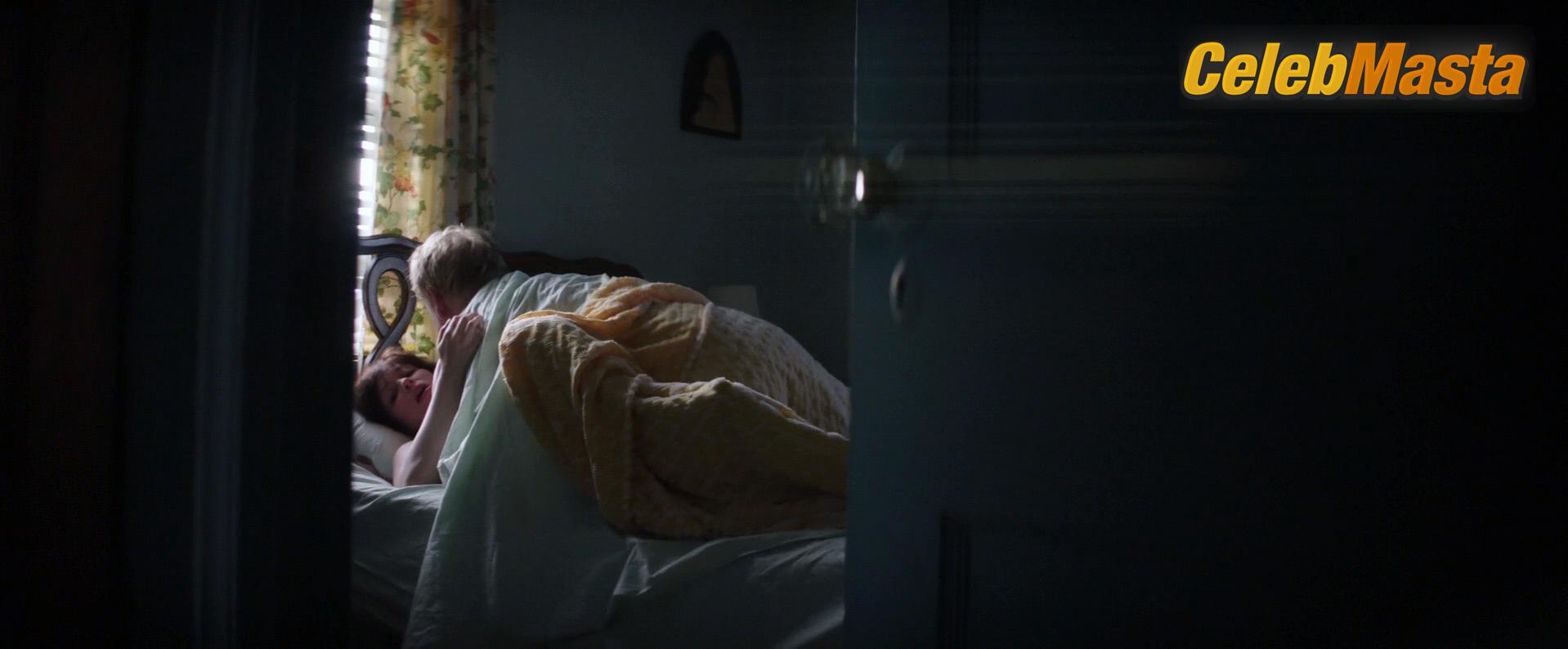 Christina Hendricks Scene Photos Gallery from God’s Pocket photo 3