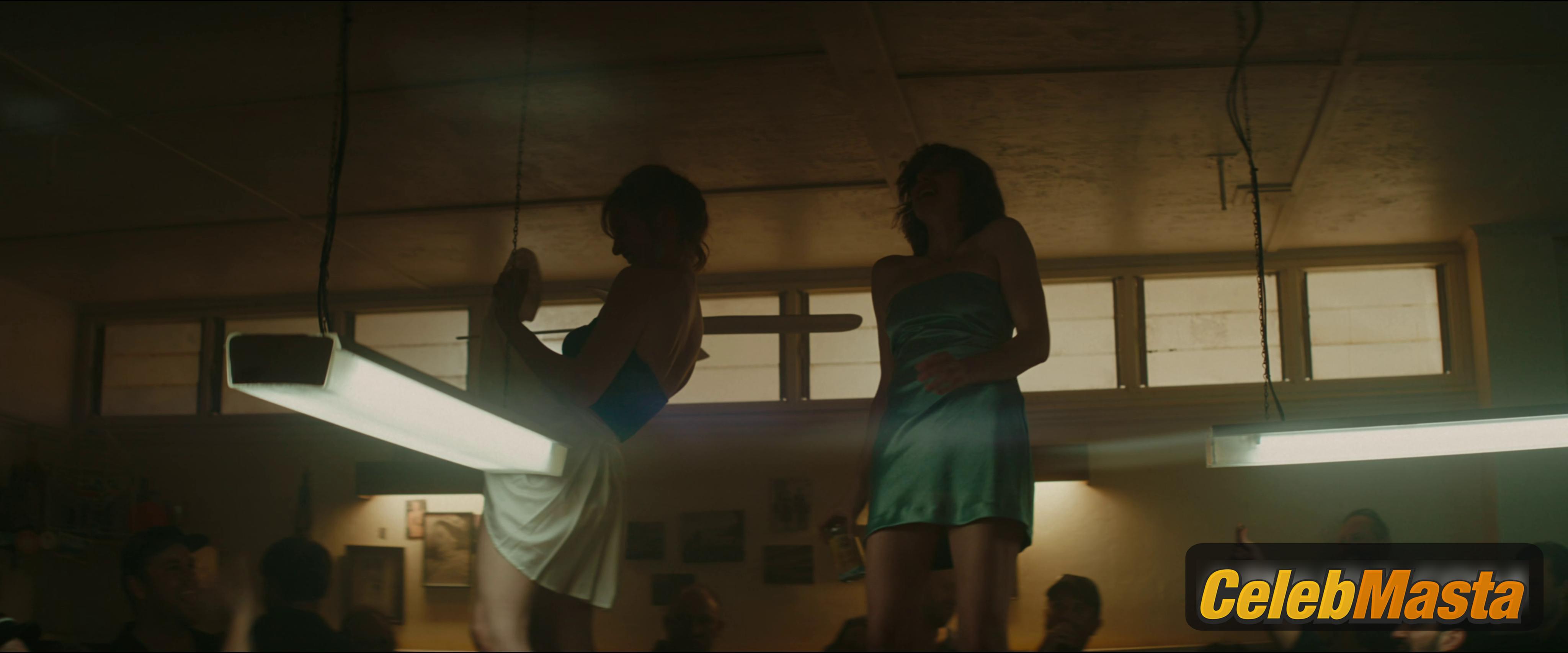 Julia Garner Scene Photos Gallery from The Royal Hotel photo 4