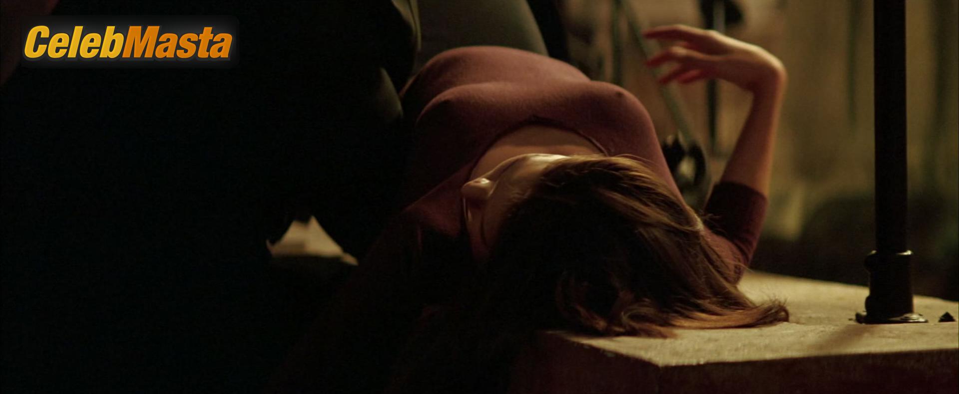 Katie Holmes Photo Gallery from Batman Begins photo 2