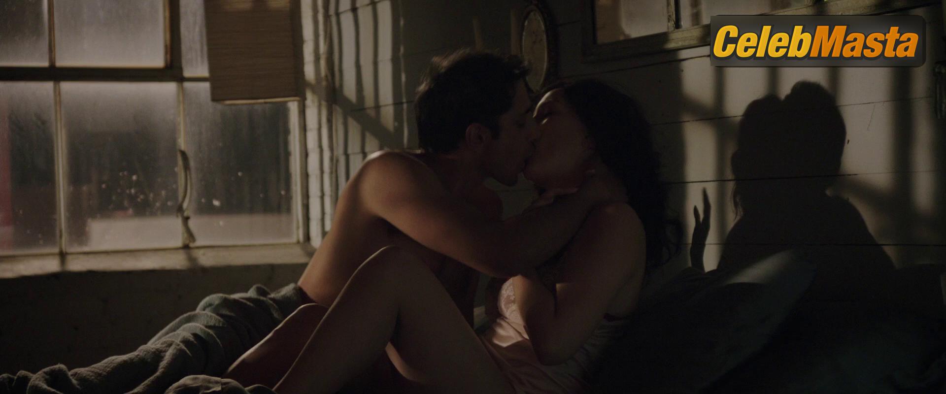 Photo Gallery: Kate Hudson in The Reluctant Fundamentalist photo 2