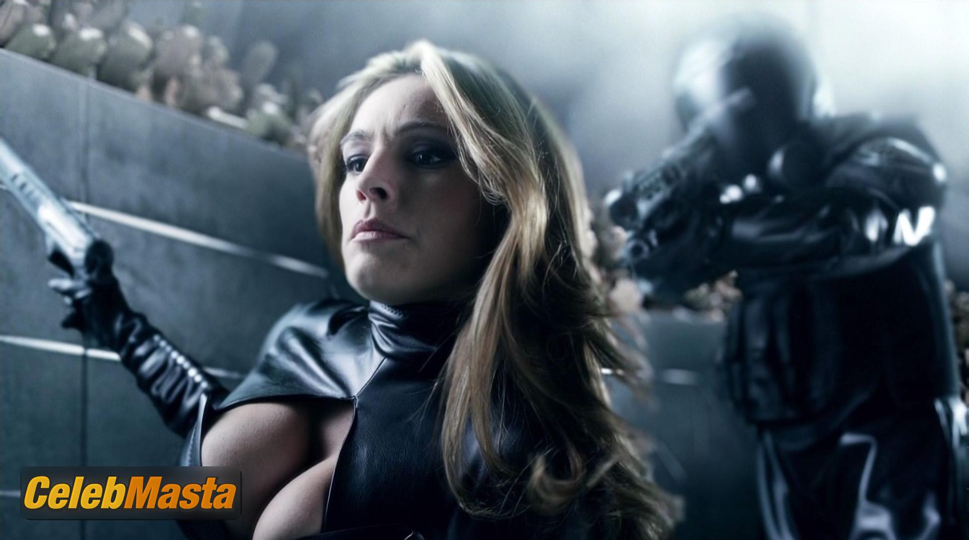 Kelly Brook Photo Collection from Metal Hurlant Chronicles photo 4