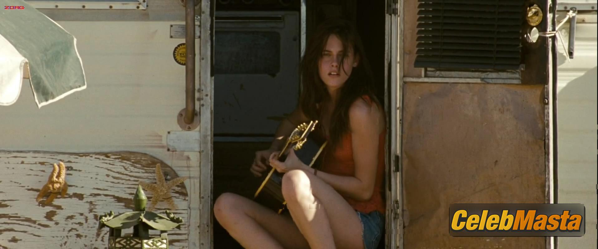 Kristen Stewart Photo Gallery from Into The Wild photo 1