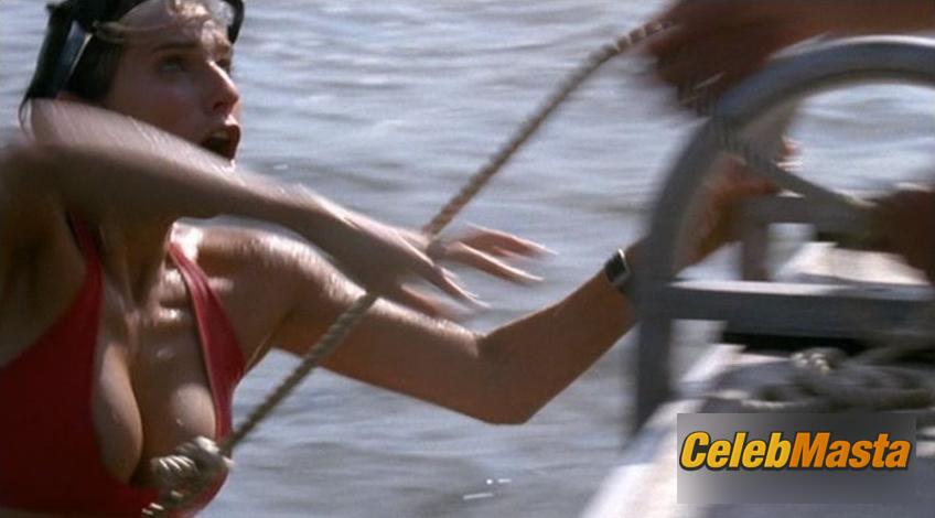 Lake Bell Photos from Surface photo 4
