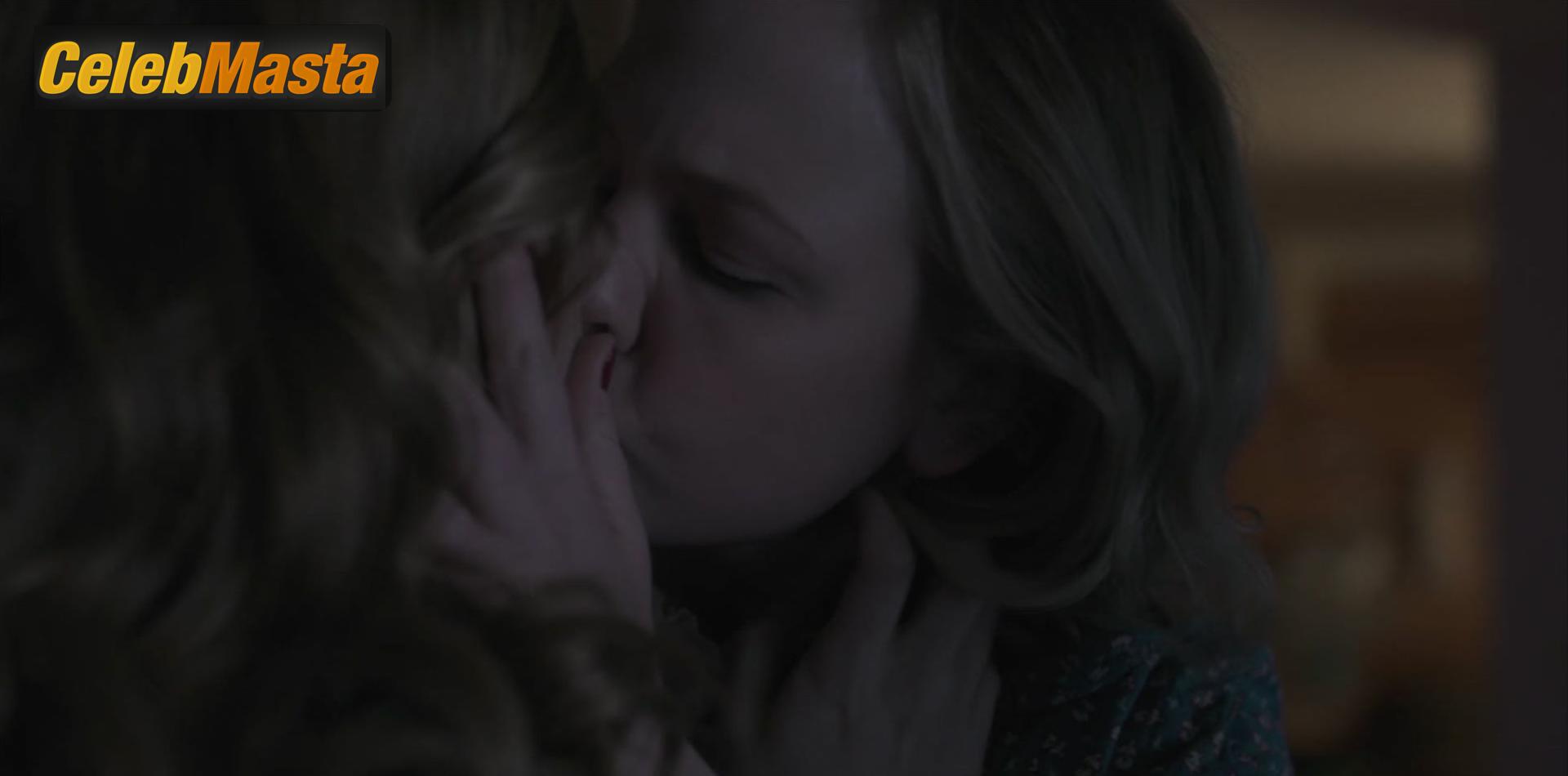 Photo Gallery: Liana Liberato in To The Stars photo 1