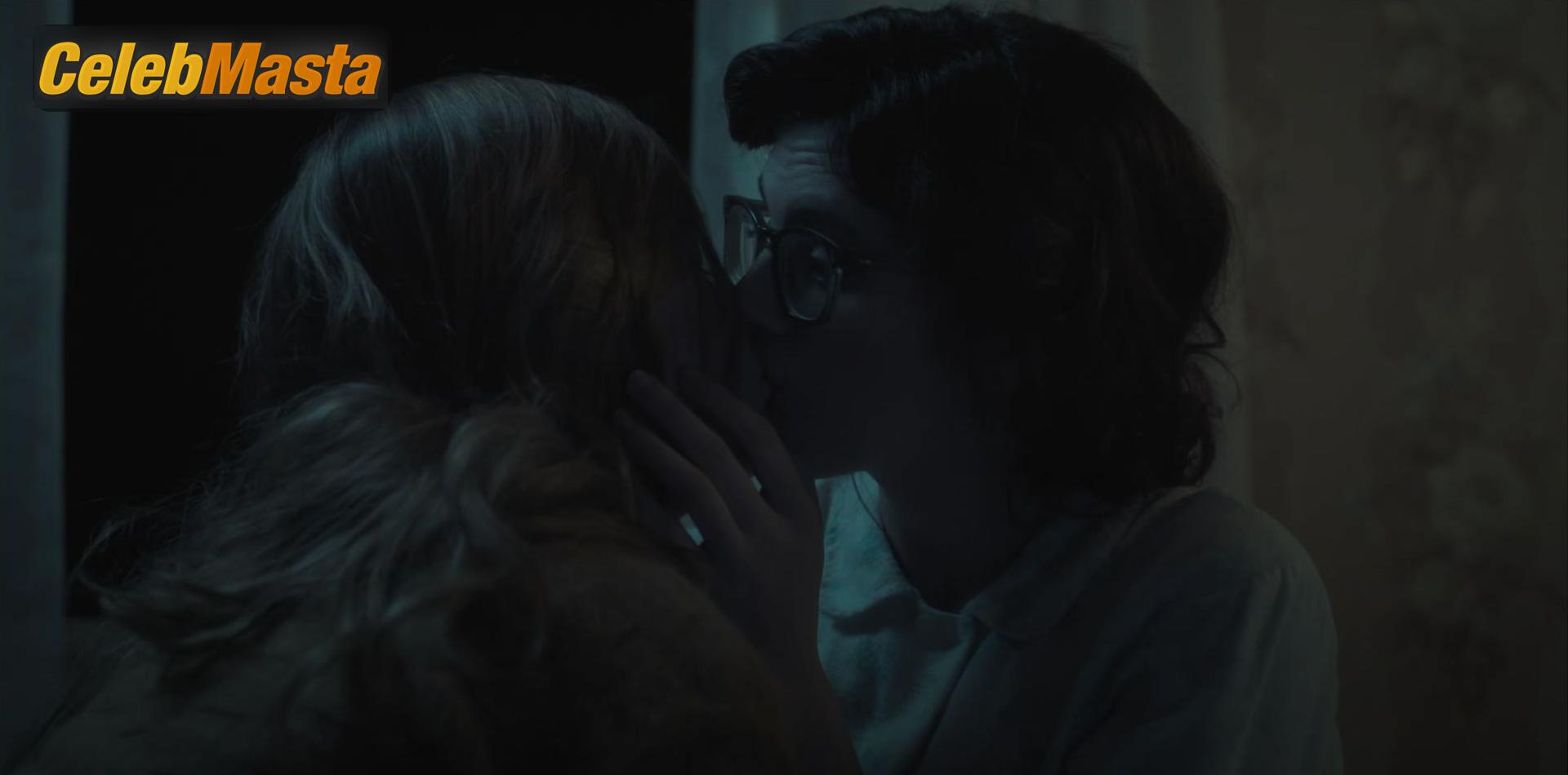 Photo Gallery: Liana Liberato in To The Stars photo 2