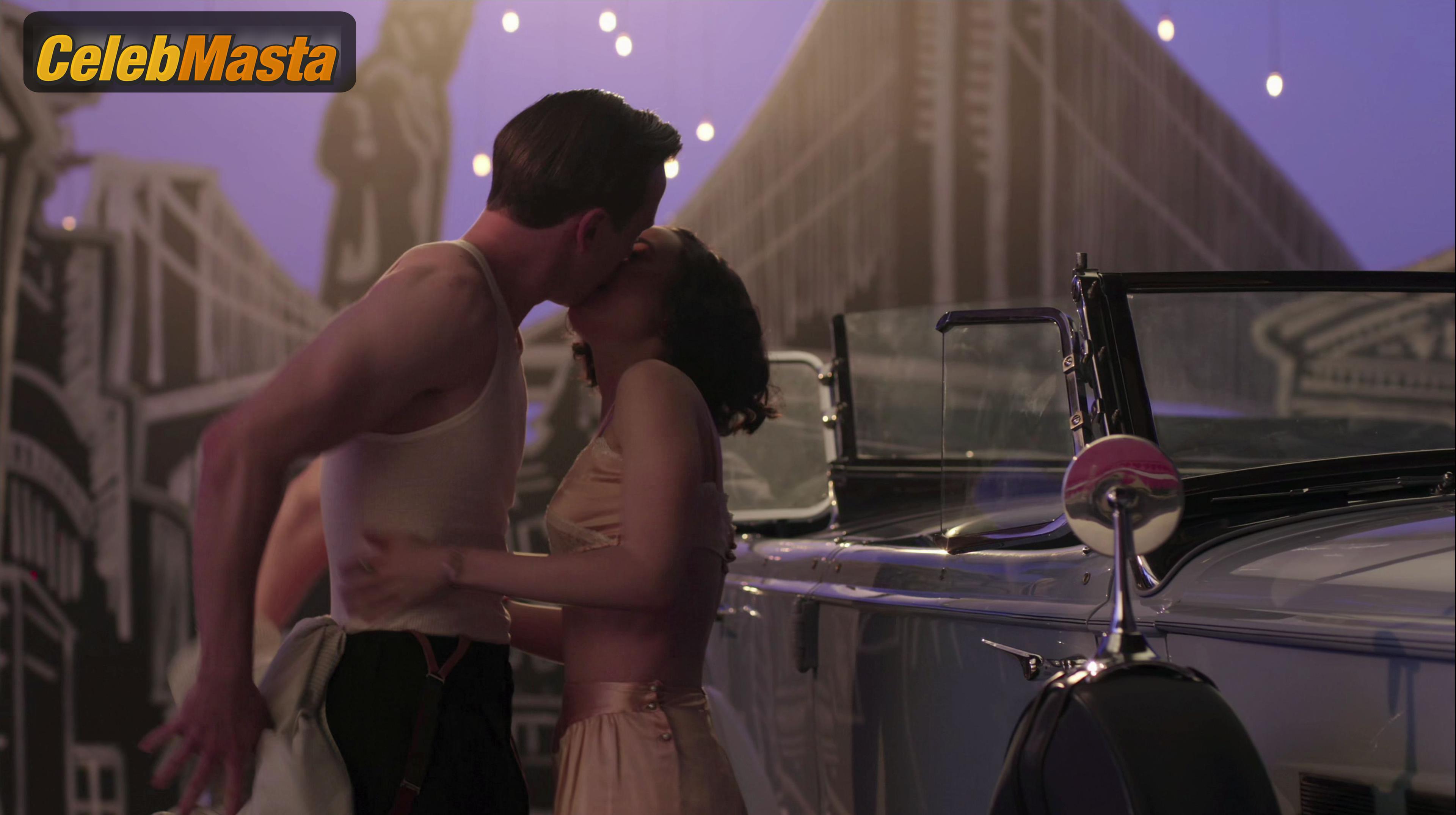 Lily Collins Photo Set from The Last Tycoon photo 3