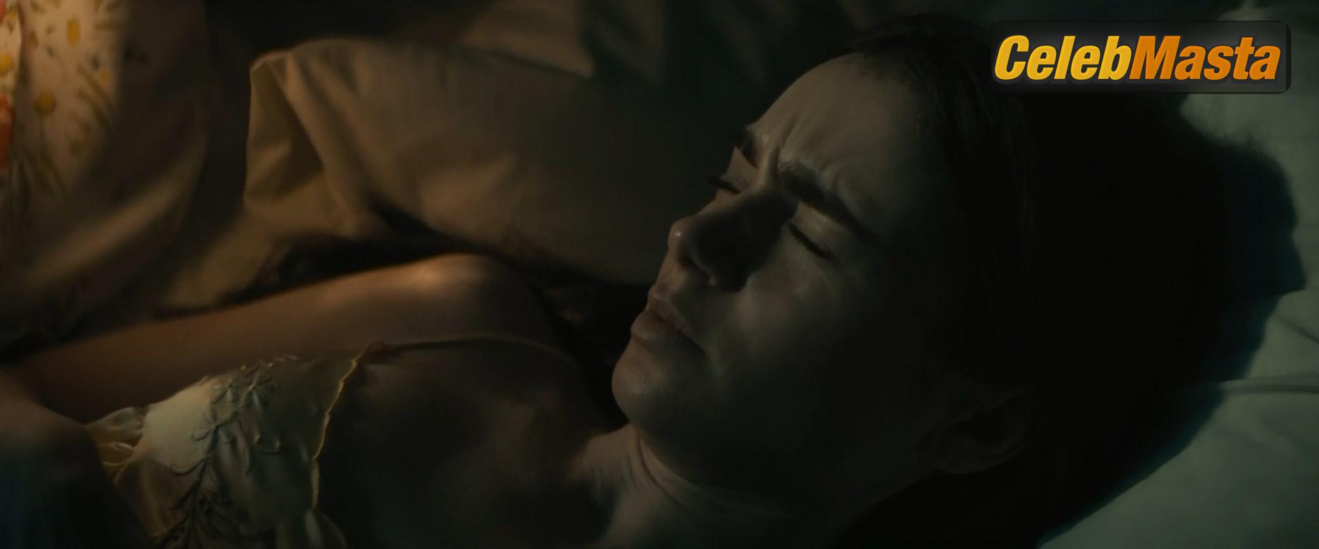 Lily Collins Photo Gallery from Extremely Wicked, Shockingly Evil And Vile photo 2