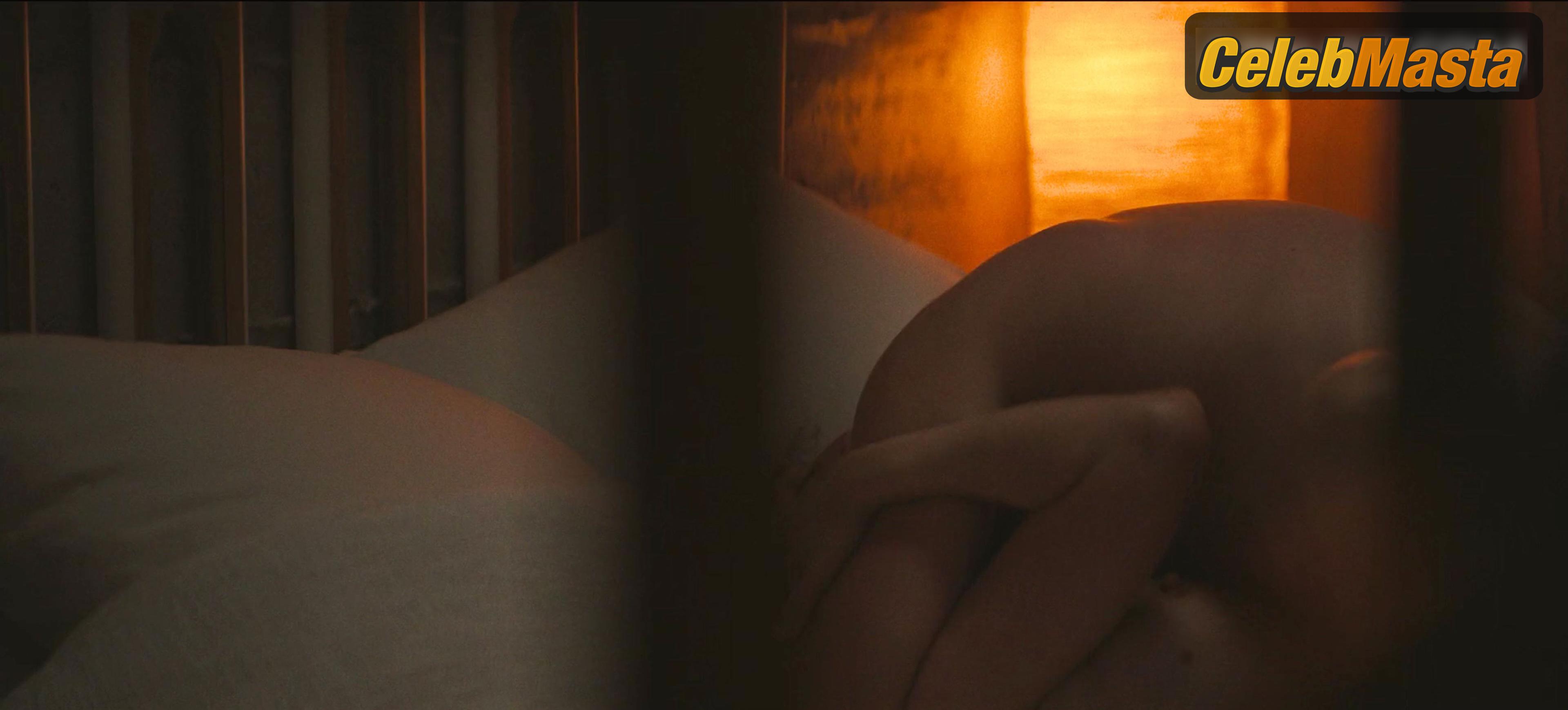 Lizzy Caplan Photos from Fatal Attraction photo 2