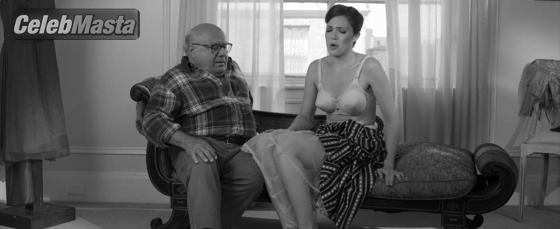 Mandy Moore Photo Set from Hotel Noir photo 1
