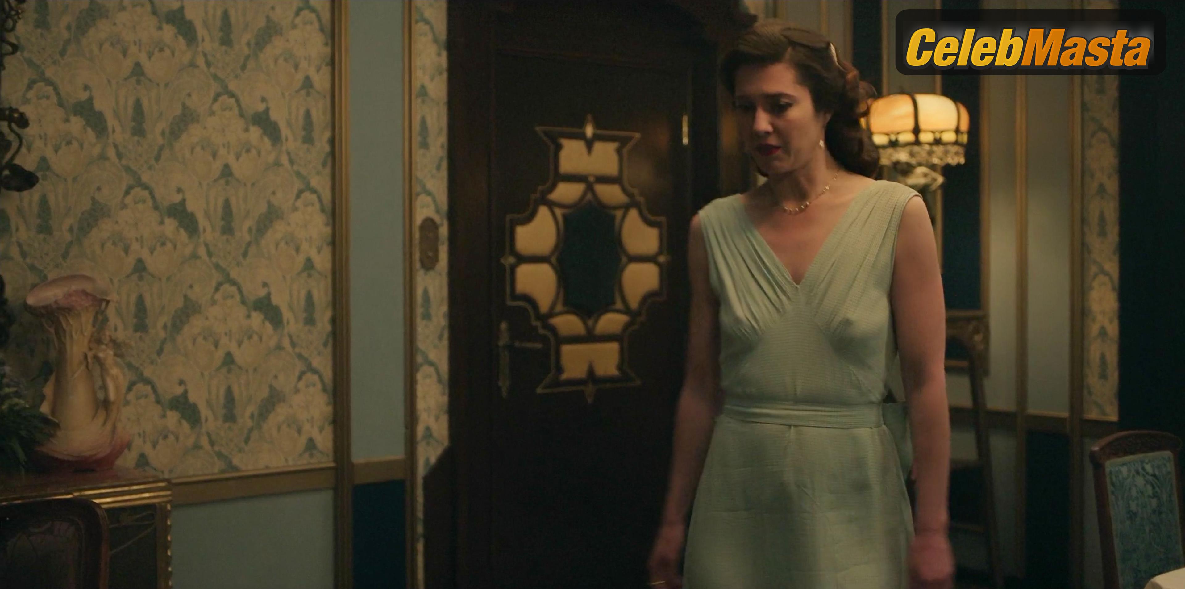 Mary Elizabeth Winstead Scene Photos Gallery from A Gentleman In Moscow photo 3