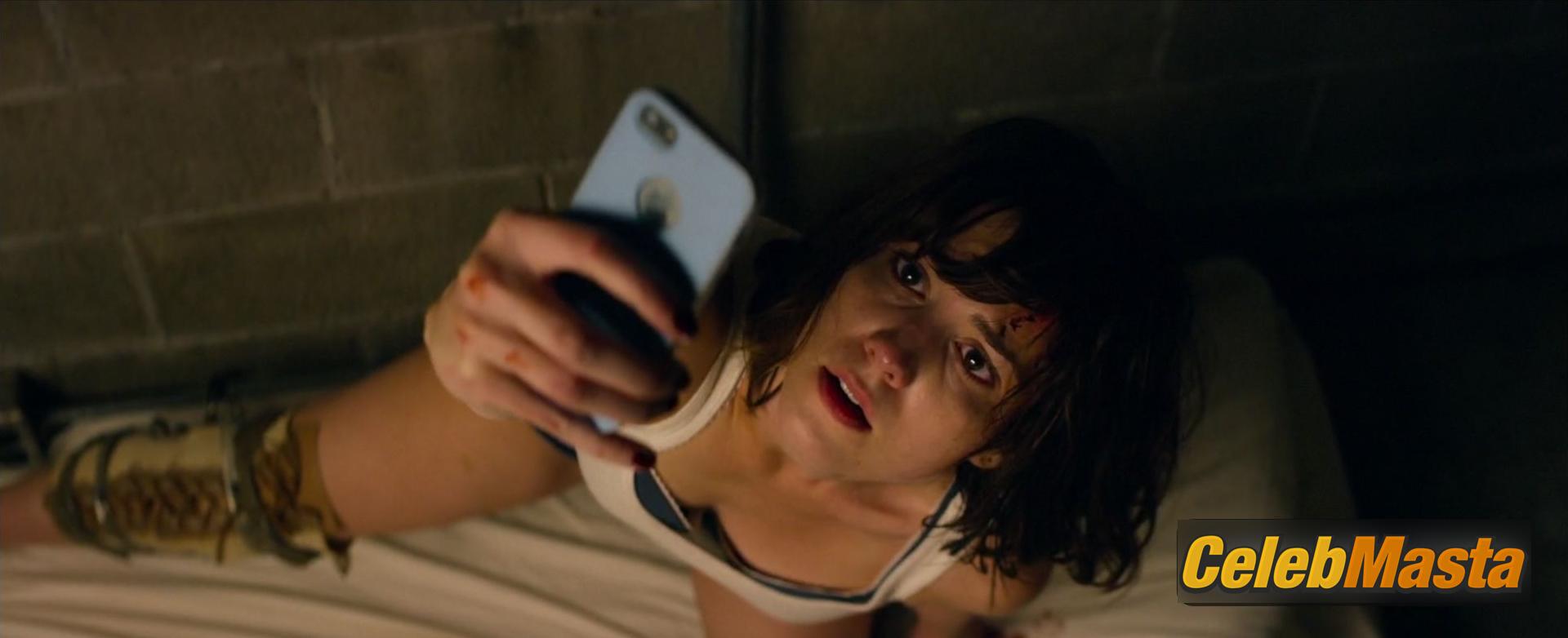 Mary Elizabeth Winstead Scene Photos Gallery from 10 Cloverfield Lane photo 3