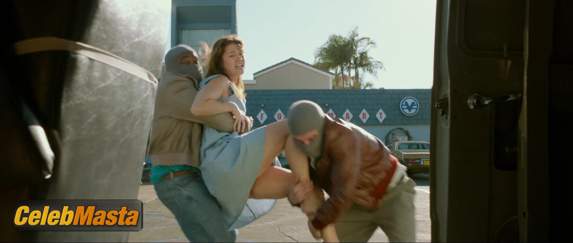 Mary Elizabeth Winstead Photo Set from Faults photo 3