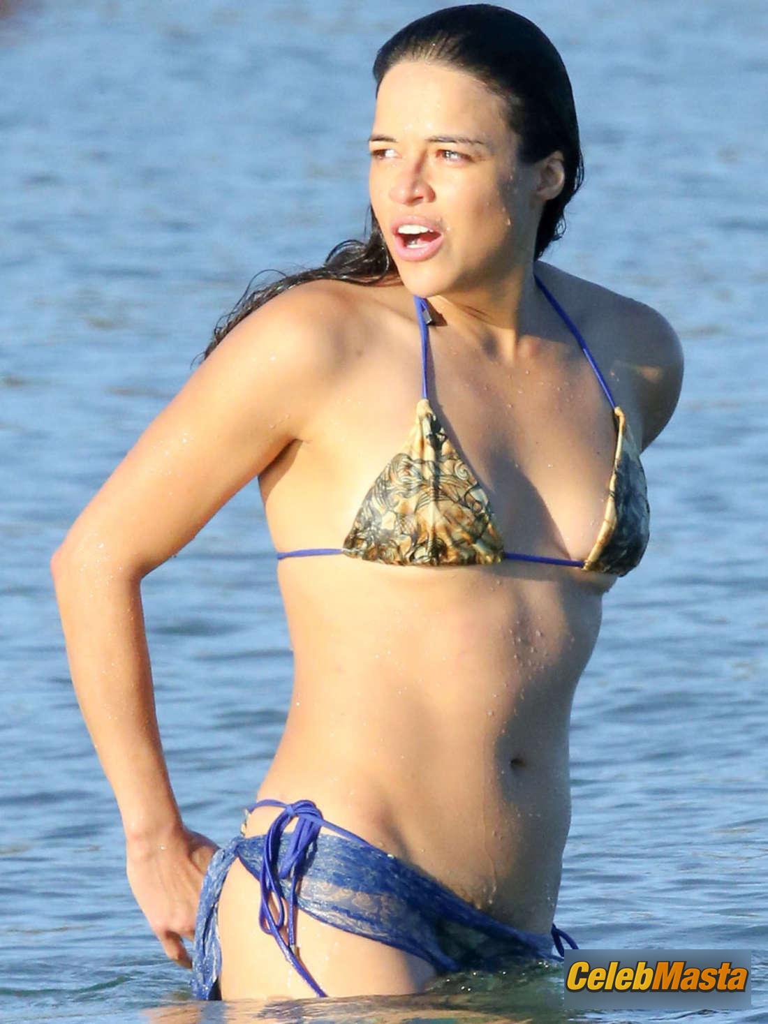 Michelle Rodriguez Scene Photos Gallery from Beach Babes photo 4