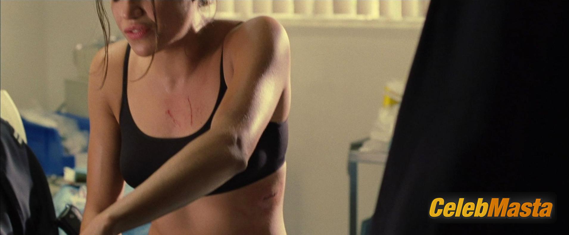 Michelle Rodriguez Photo Gallery from S.w.a.t. photo 3