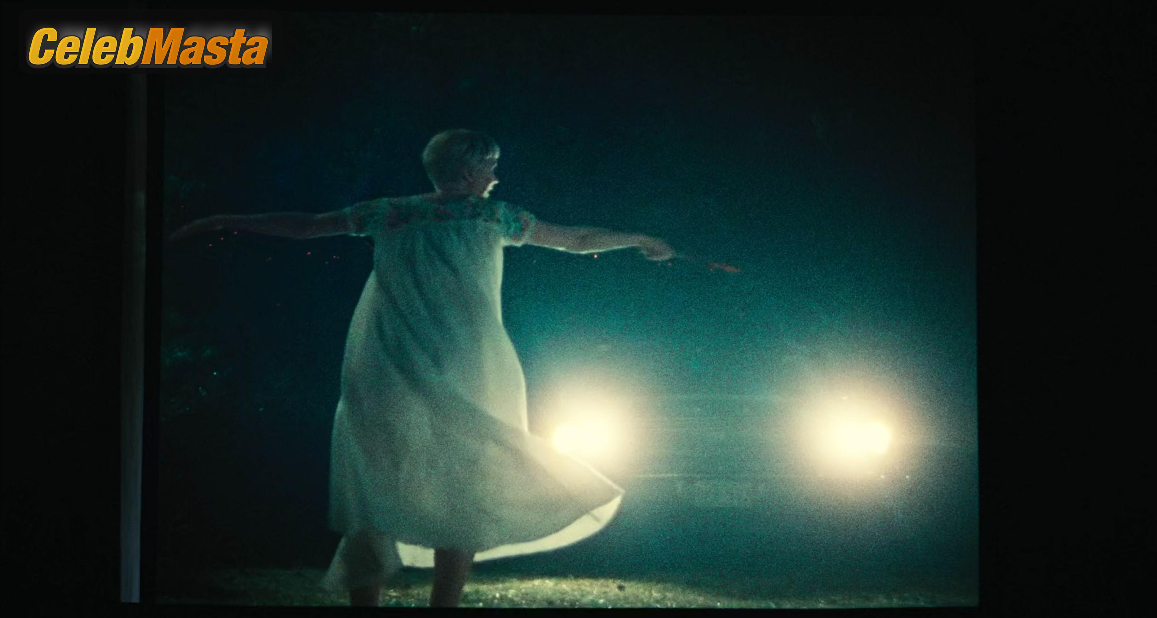 Michelle Williams Photo Set from The Fabelmans photo 2
