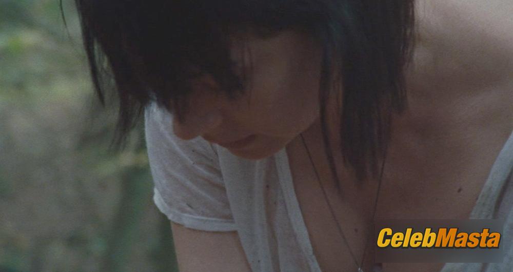 Mia Kirshner Scene Photos Gallery from The Barrens photo 2