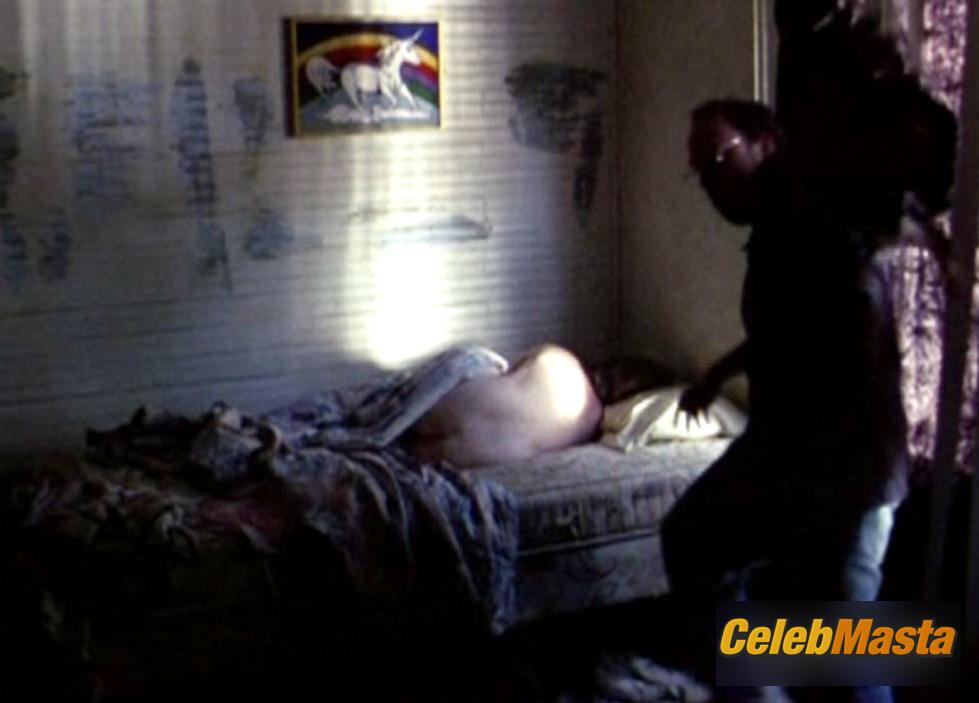 Michelle Williams Photo Set from The Hawk Is Dying photo 2