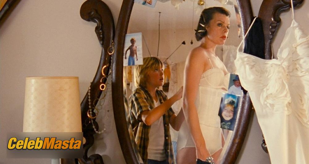 Milla Jovovich Photo Gallery from Bringing Up Bobby photo 2