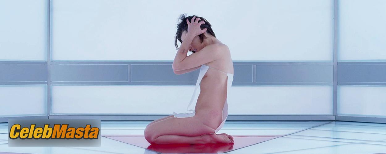Milla Jovovich Photo Gallery from Resident Evil Retribution photo 3
