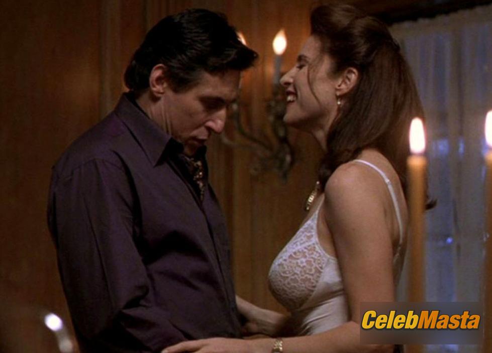 Mimi Rogers Scene Photos Gallery from Weapons Of Mass Distraction photo 4