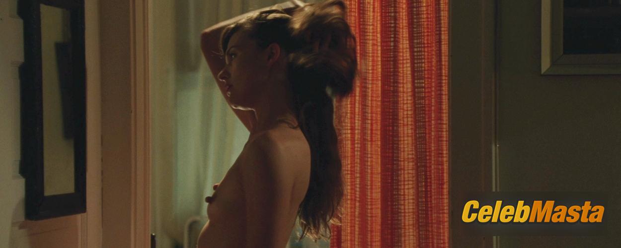 Milla Jovovich Photo Set from Stone photo 3