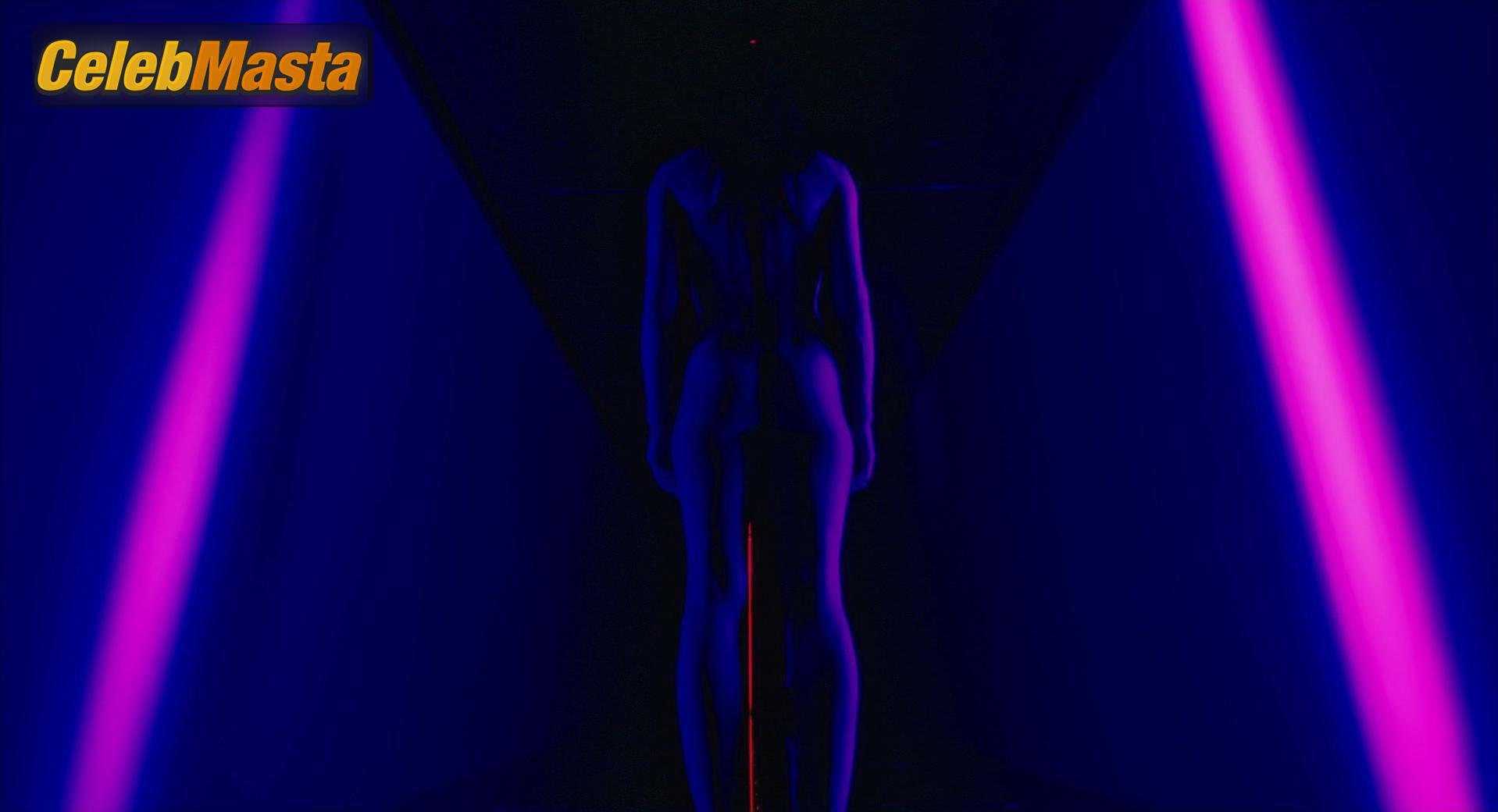 Photo Gallery: Milla Jovovich in Ultraviolet photo 2