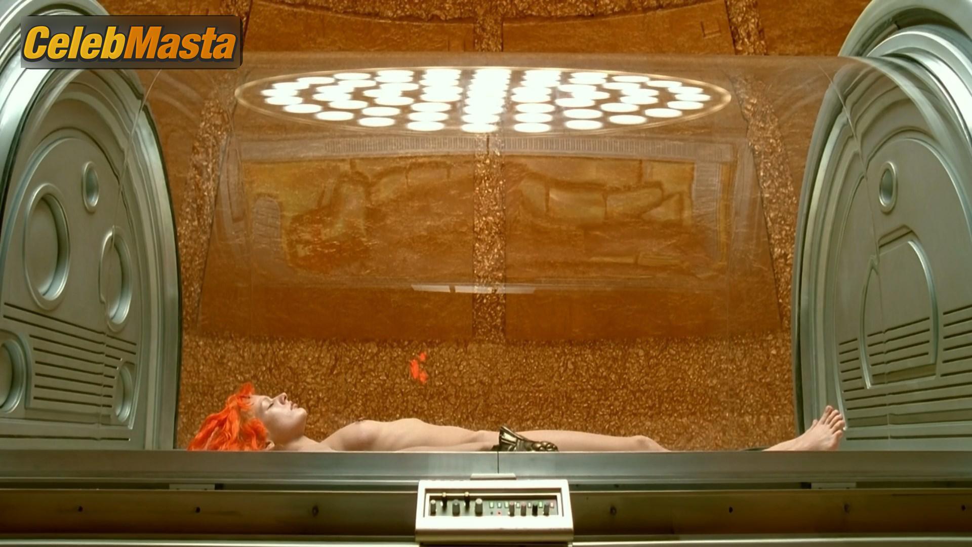 Milla Jovovich Photos from The Fifth Element photo 3