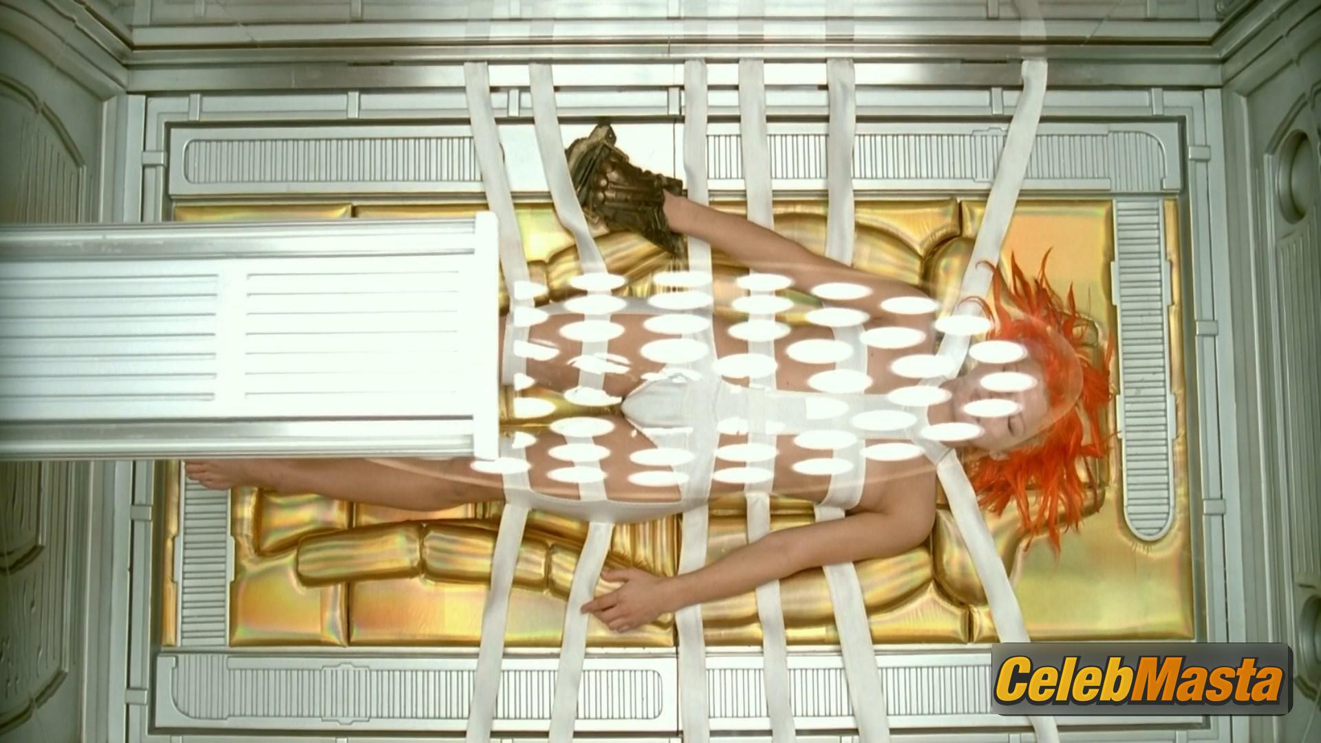 Milla Jovovich Photos from The Fifth Element photo 4