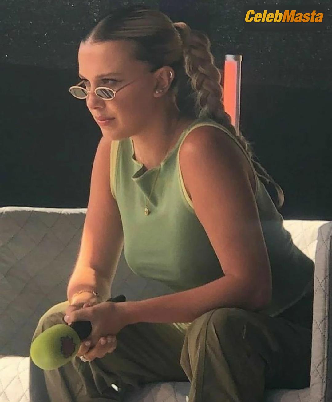 Millie Bobby Brown Photo Set: Sexy Seen On Instagram And Conventions photo 1
