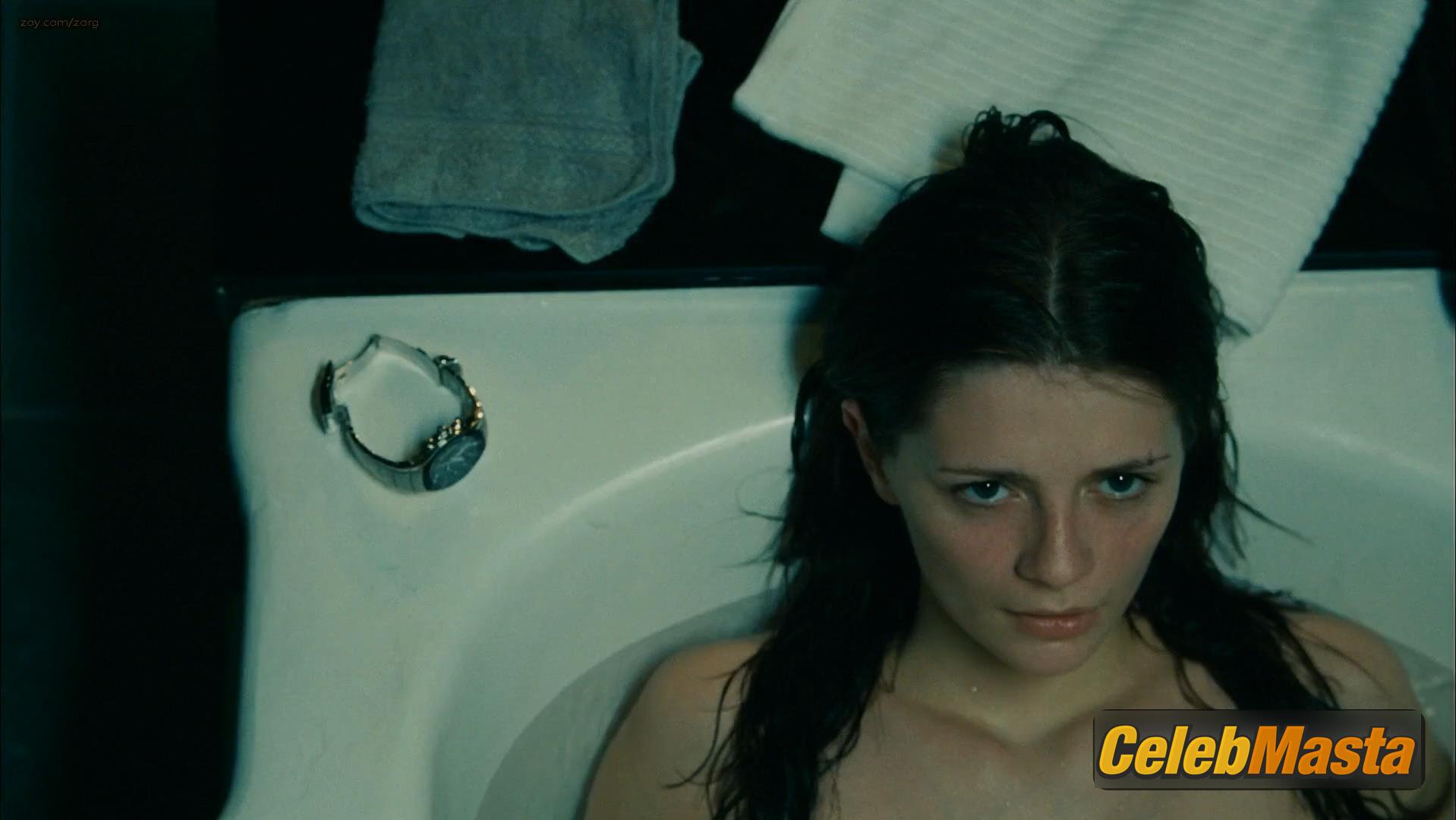 Photo Gallery: Mischa Barton in Walled In photo 3