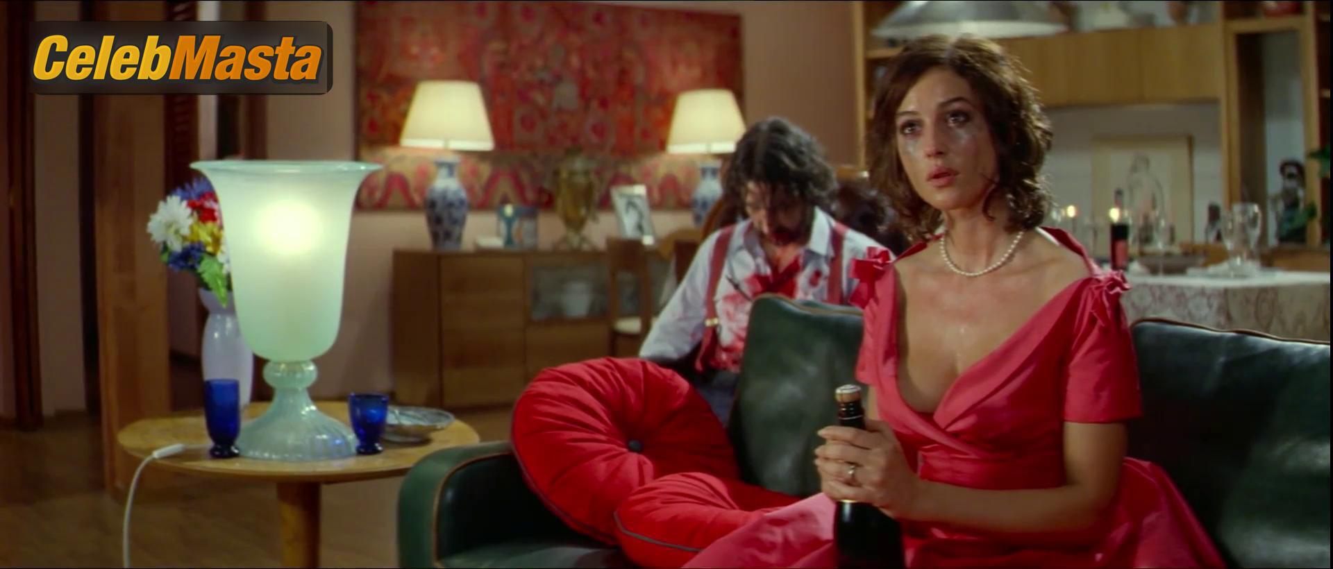 Monica Bellucci Photo Gallery from L’ Ultimo Capodanno photo 1