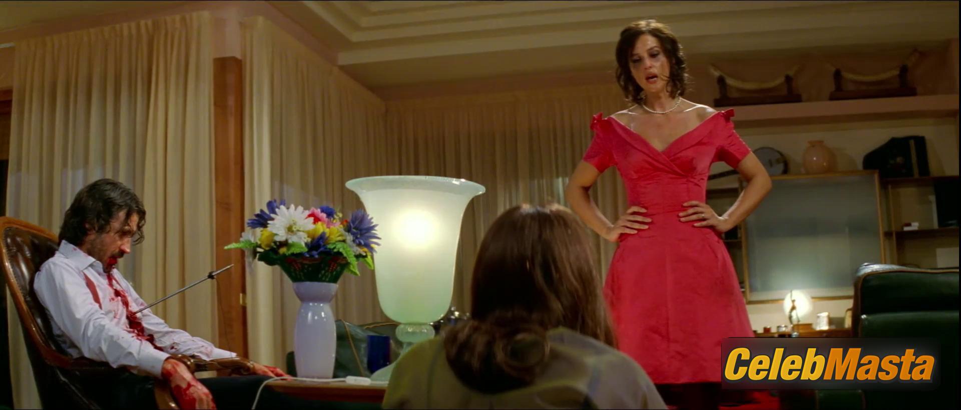 Monica Bellucci Photo Gallery from L’ Ultimo Capodanno photo 4