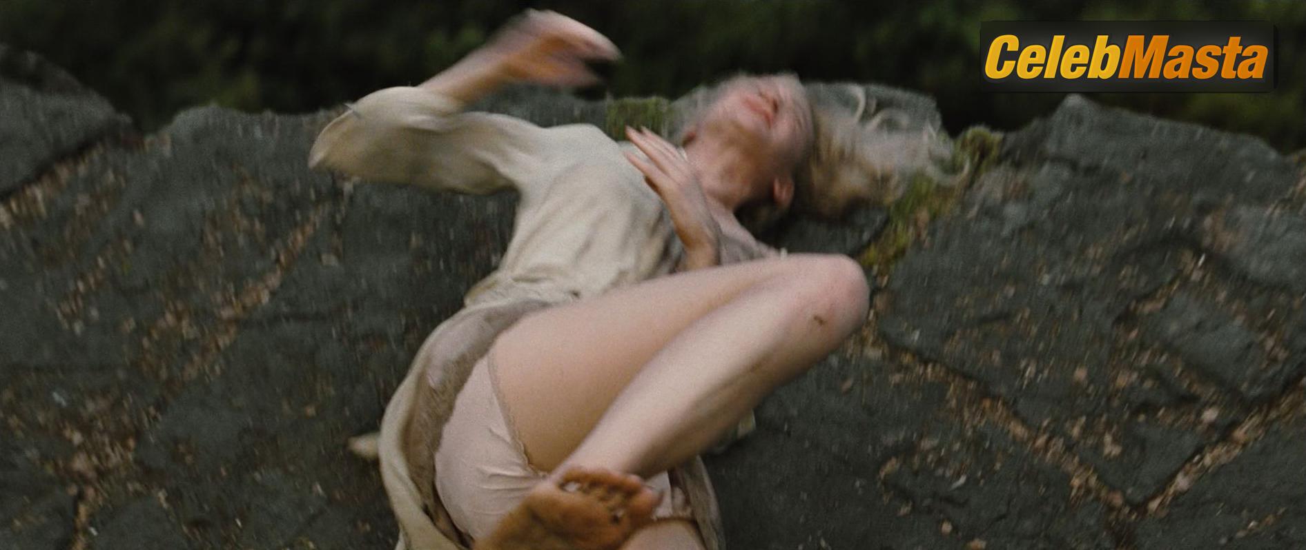 Naomi Watts Photos from King Kong photo 3