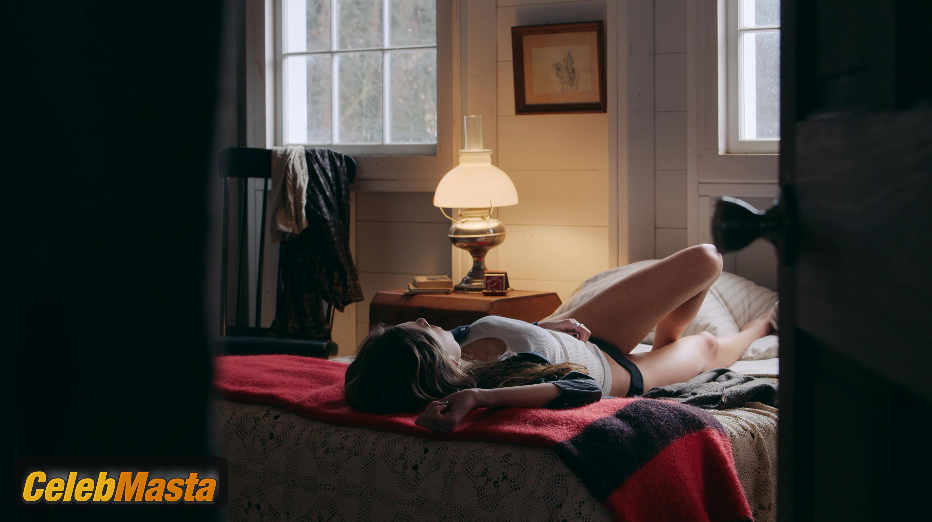 Natalia Dyer Scene Photos Gallery from Things Heard & Seen photo 1