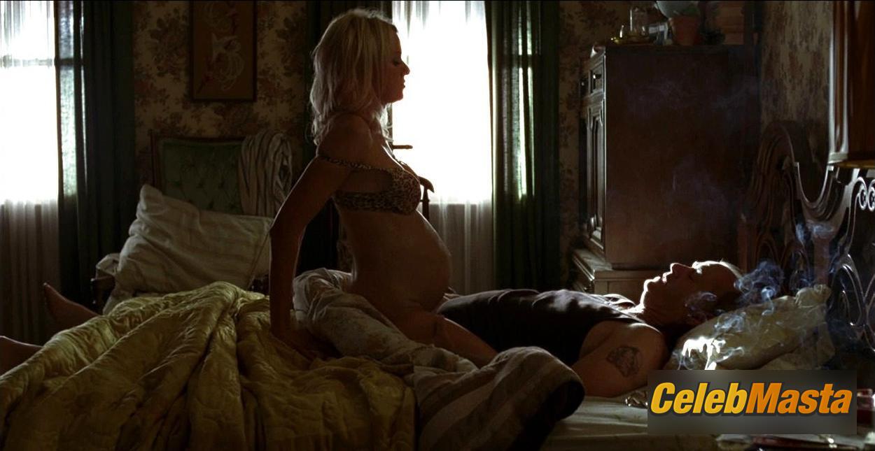 Naomi Watts Photo Gallery from St. Vincent photo 2
