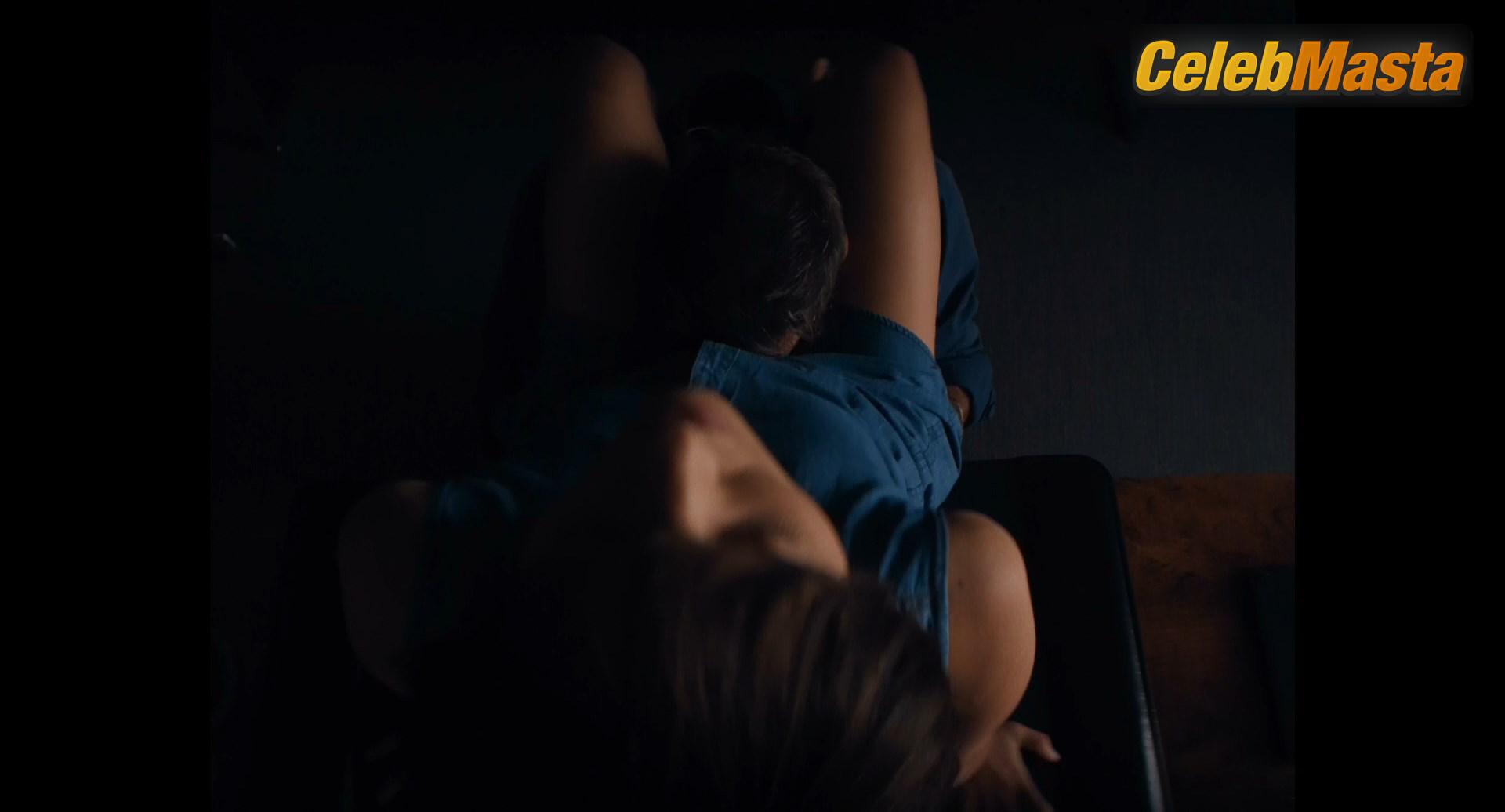 Natalie Portman Photos from Lucy In The Sky photo 3