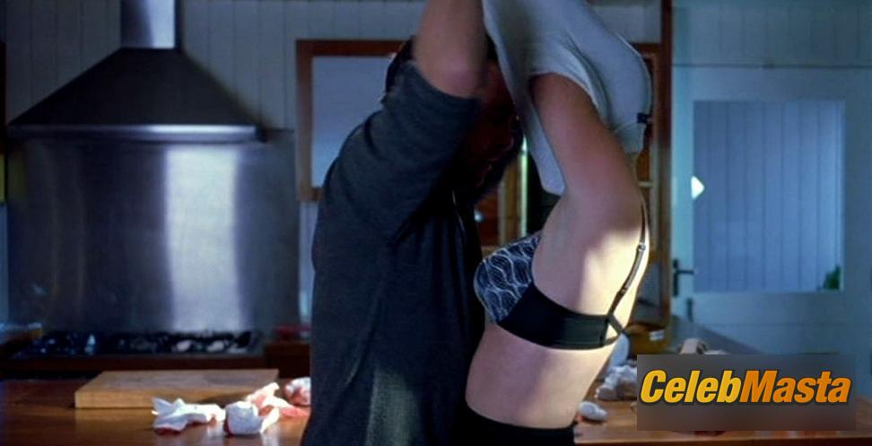 Natasha Henstridge Scene Photos Gallery from Second Skin photo 3
