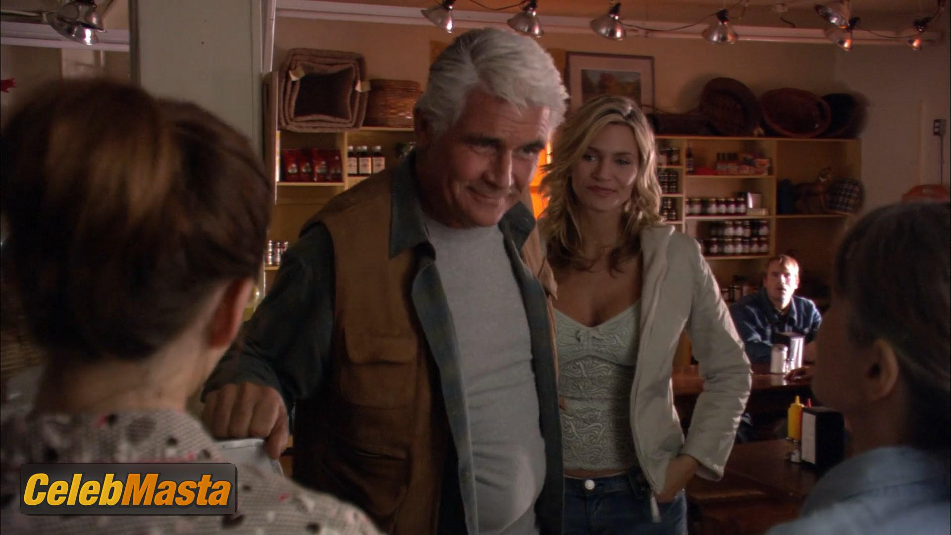 Natasha Henstridge Scene Photos Gallery from Widow On The Hill photo 4