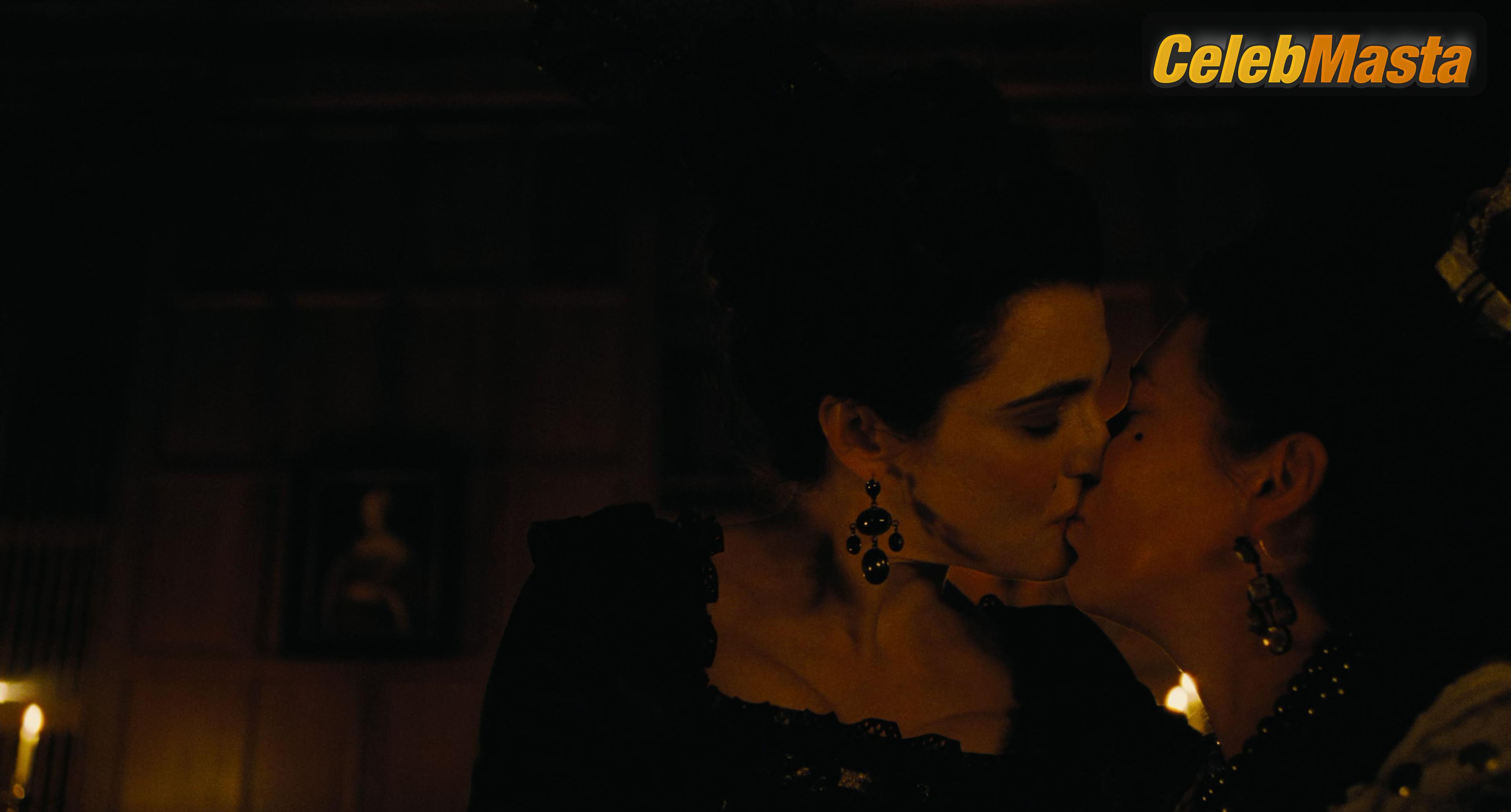 Olivia Colman Photos from The Favourite photo 1